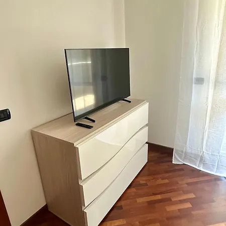 Domus Leonardo Apartment